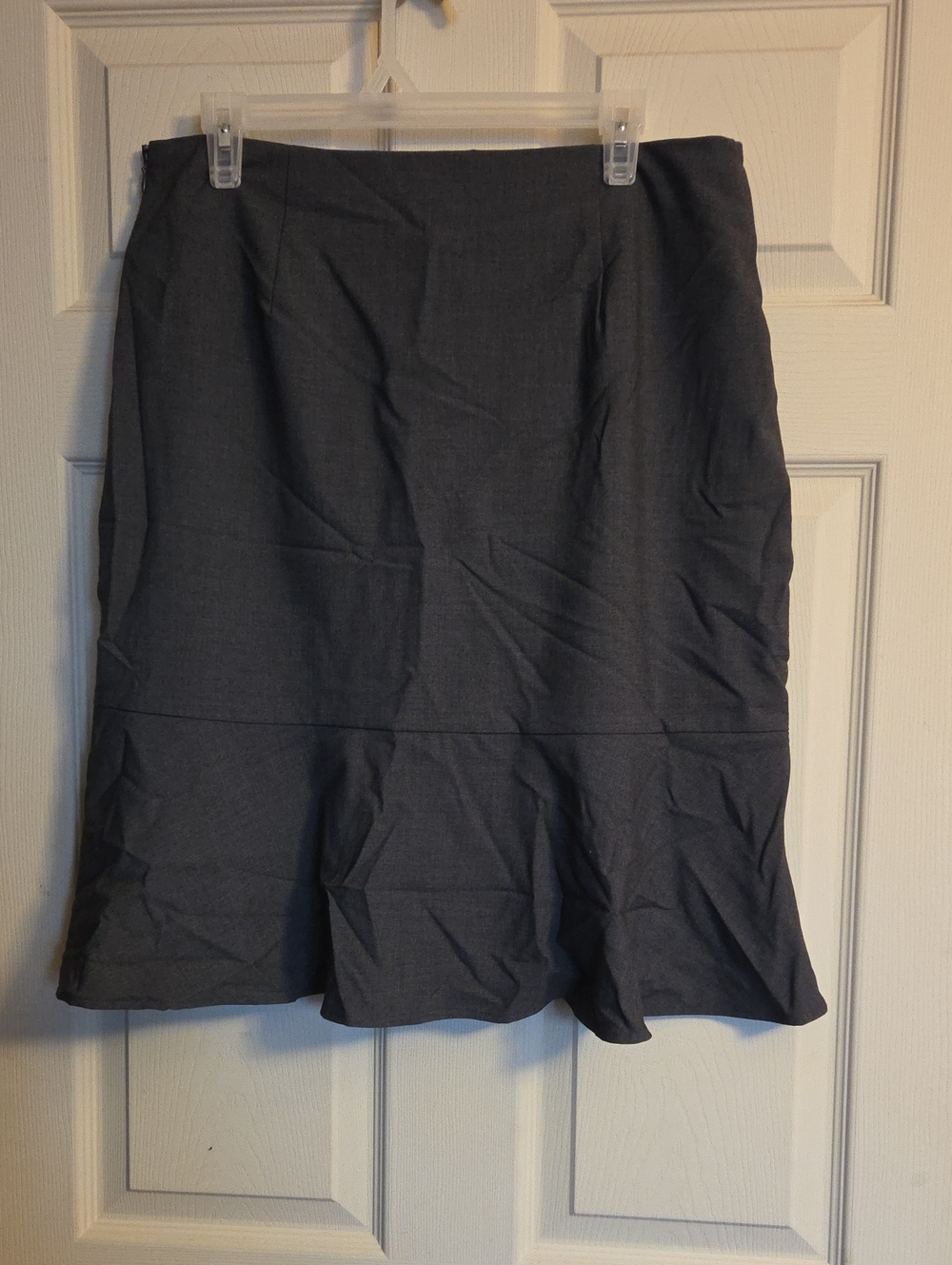 Worthington Flounce Hem Trumpet Skirt Size 12 - Picture 2 of 10